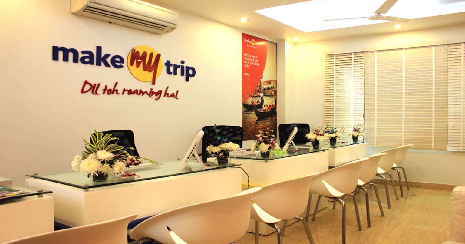 MakeMyTrip Banner